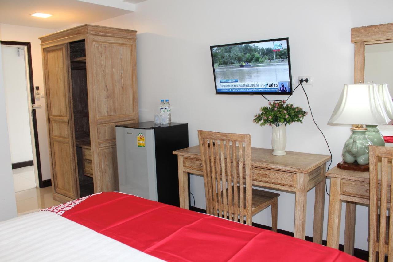 Oyo 75409 Premium The Family Hotel Čiang Mai Exteriér fotografie